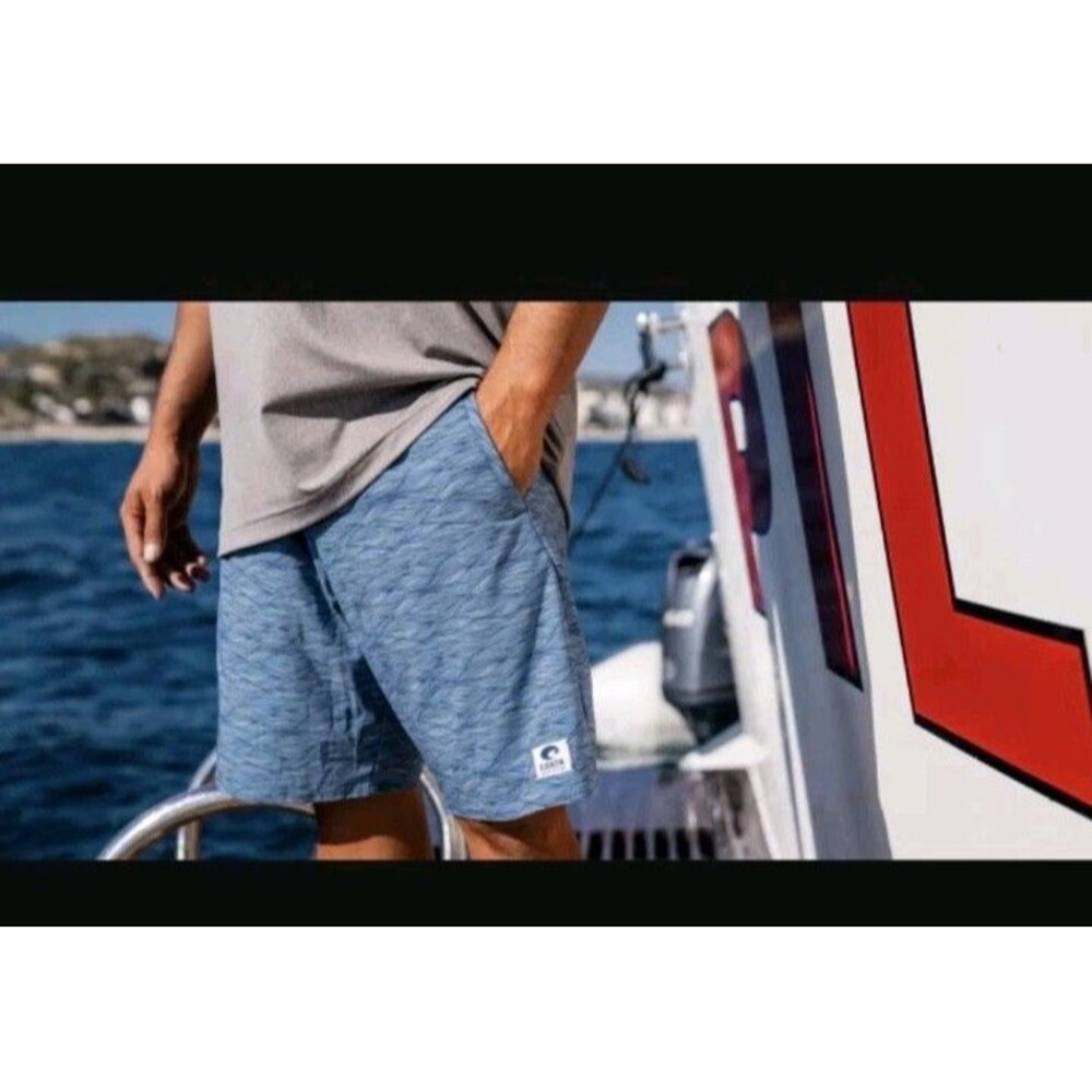 Costa Del Mar Men’s Board Shorts Size 40 Blue Wave Print Fishing Swim Trunks